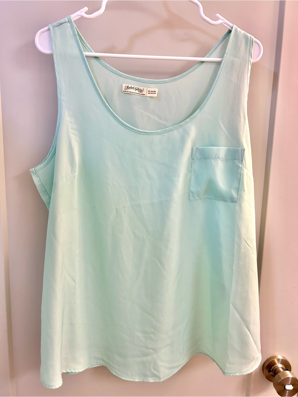 Faded Glory Mint Scoop Neck Pocket Tank